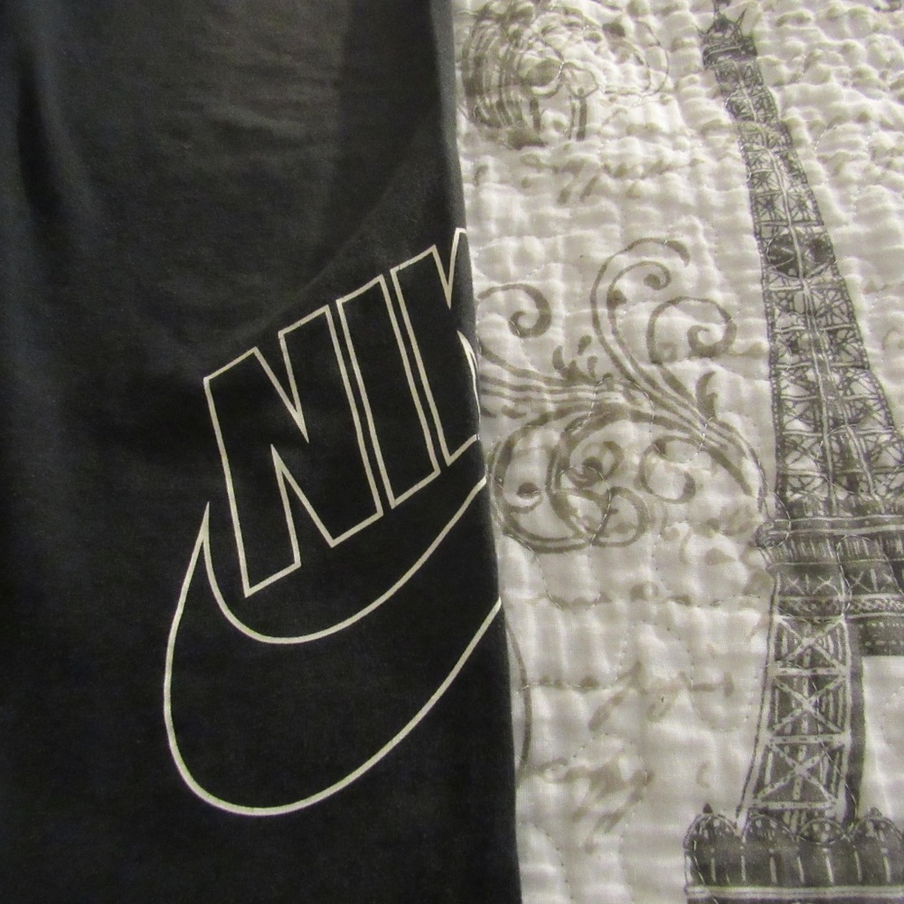 M Nike Capri/Leggings - Picture 3 of 8